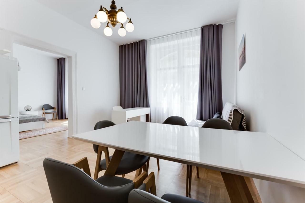 The Dancing House Residence, Two Bedroom Apartment With Balcony Near River! Прага Екстер'єр фото